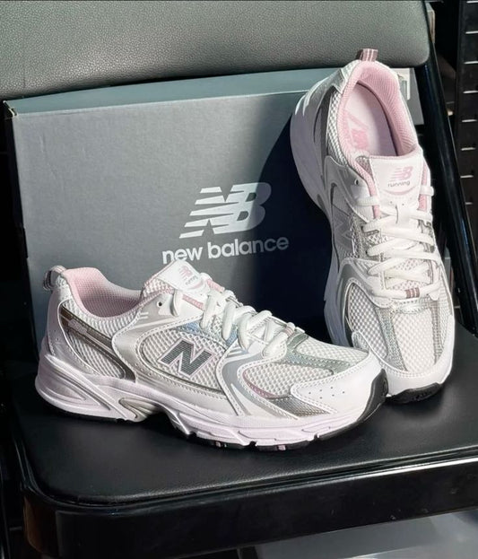 NB 530 - Silver / White / Pink