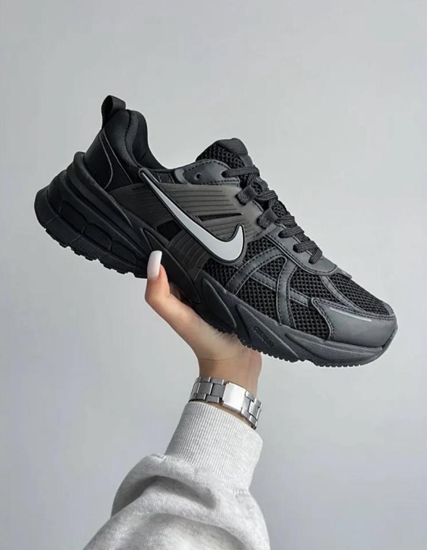 N V2k Run - Dark Smoke Grey