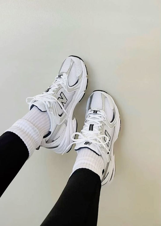 NB 530 - Silver/ White / Navy