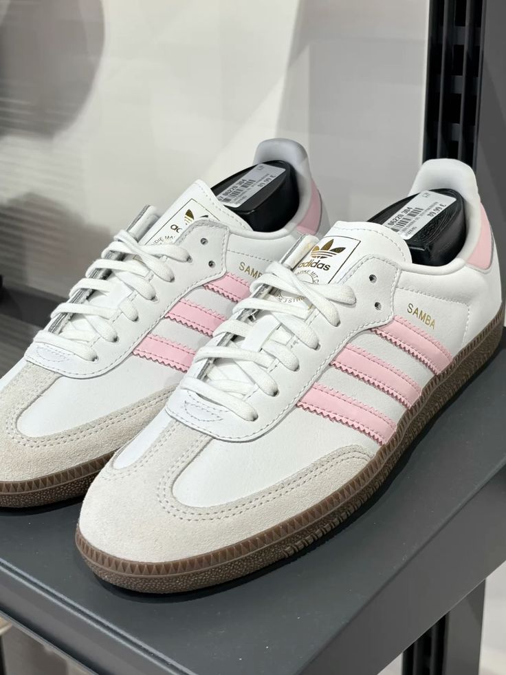 AD Samba - White / Pink