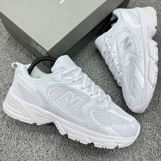 NB 530 - Triple White
