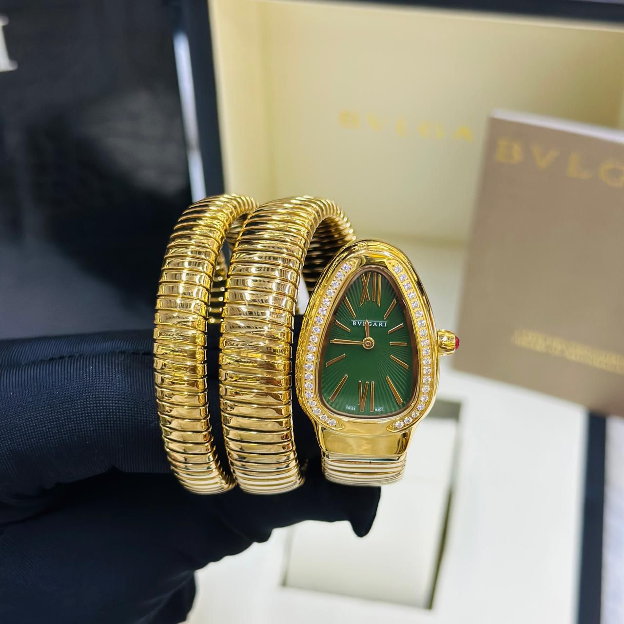 Bvlg@ri  Watch - Gold - Green