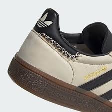 A Spezial Handball - Wonder White Black