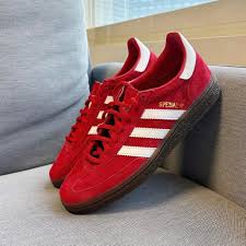 A Spezial Handball - Scarlet and White